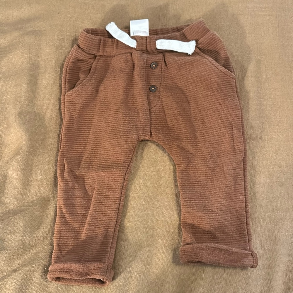 Brown corduroy type pants for toddler. Used